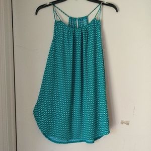 Dressy soft Worthington top, flowy and forgiving very roomy